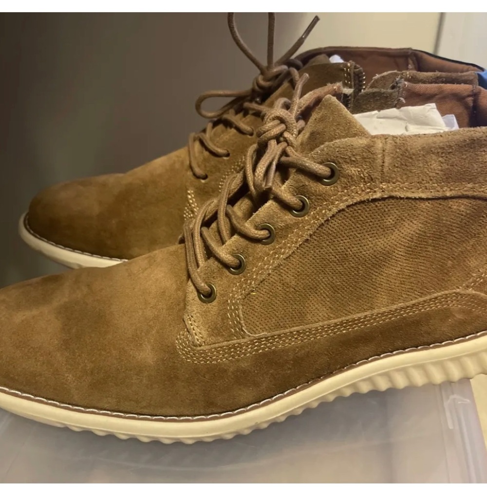 Steve Madden chukkas